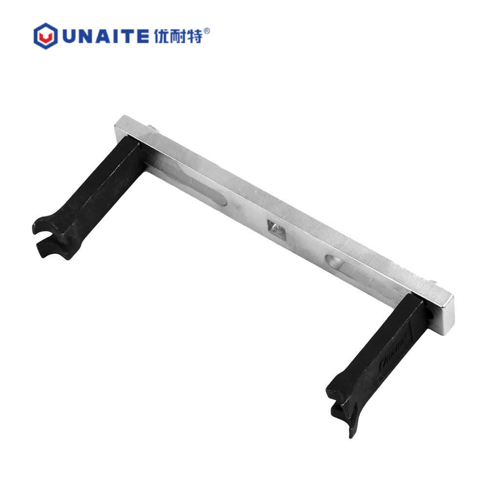 132502  调整型油箱盖拆装组（新款）