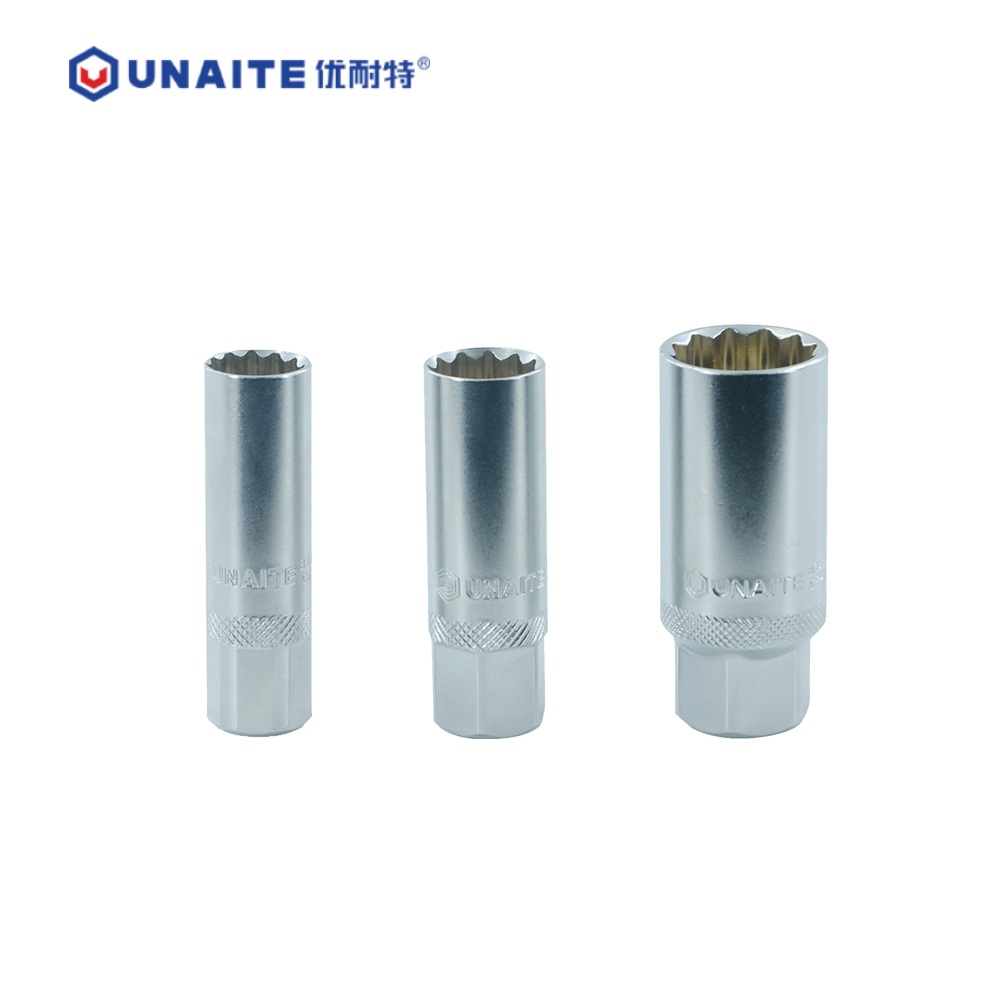 83414  10MM火花塞套筒（吸铁石）